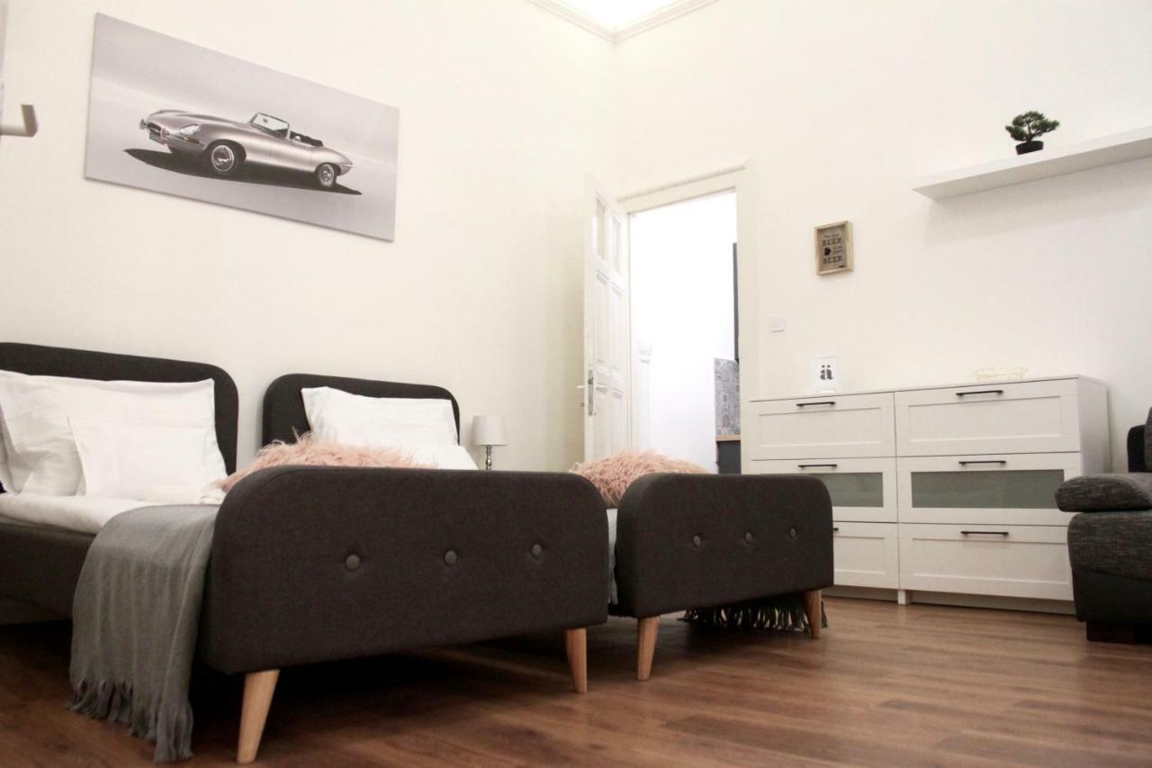 City Center Apartman - Weidlich Palace - Miskolc Exteriör bild