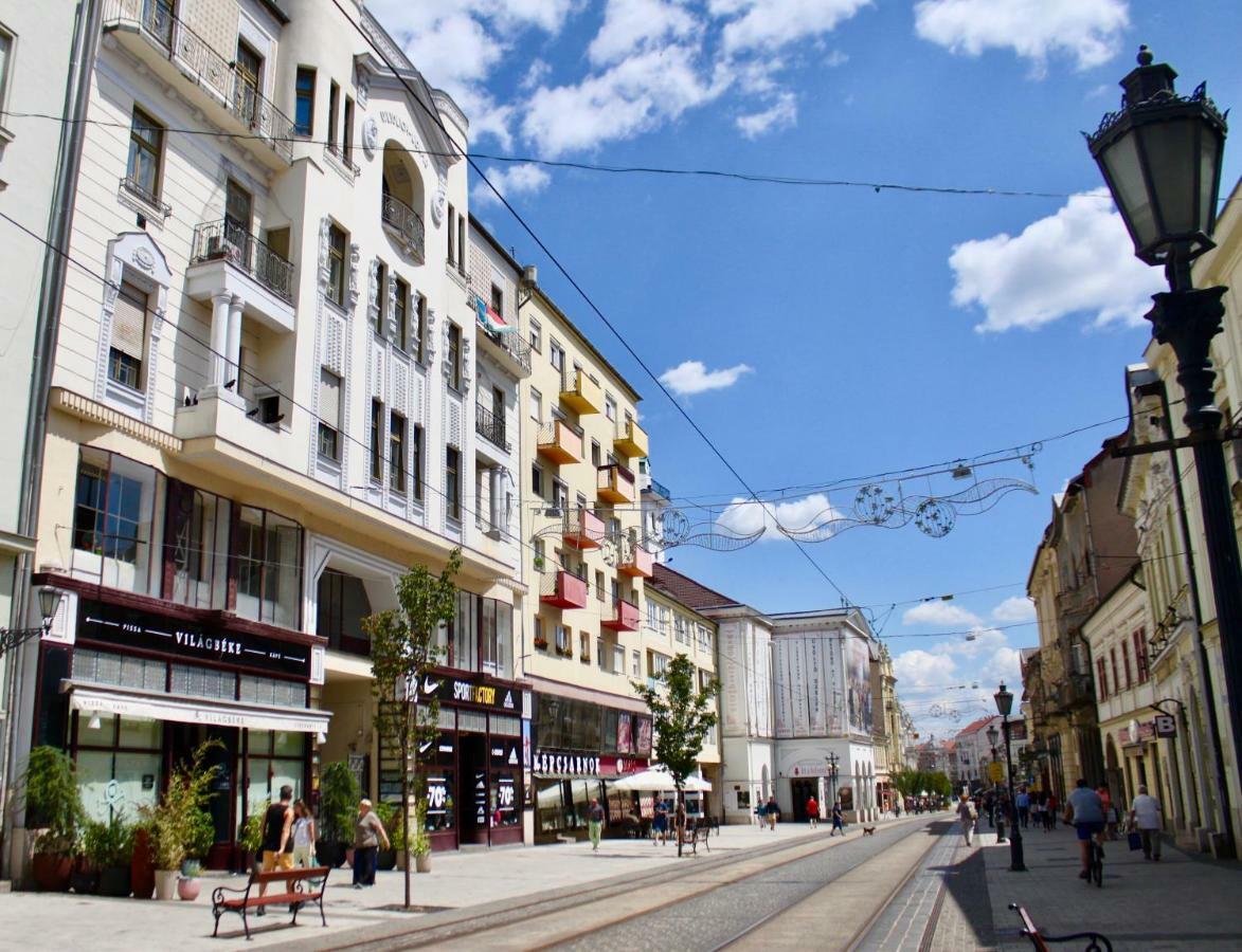 City Center Apartman - Weidlich Palace - Miskolc Exteriör bild